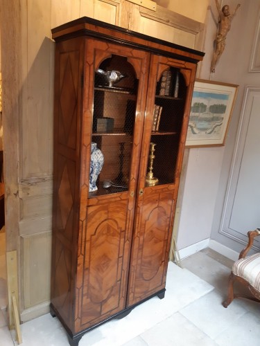 Furniture  - Small bookcase in veneer from the Louis XIV period