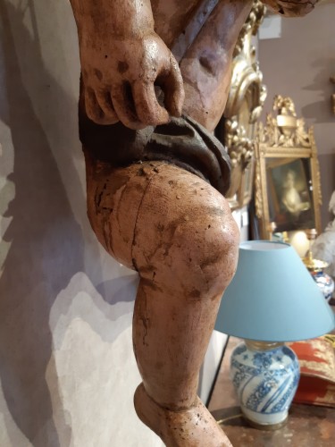 Antiquités - Ange en bois sculpté polychrome d'époque Louis XIV