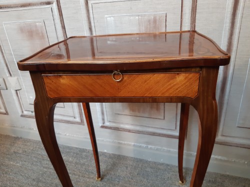 Small table in marquetry attributed to P ROUSSEL - 