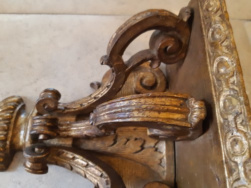 Antiquités - Petite console d'applique en bois doré d'époque Louis XIV