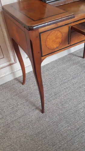 18th century - 18th century dressing table by Jean François hache