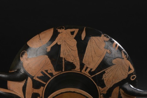 Archéologie  - kylix à figures rouges Attique - Peintre de Tarquinia. Art grec, vers 470 av. J.-C.