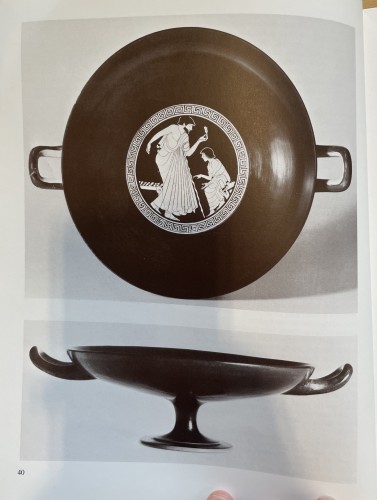 Kylix de type « B » à figures rouges attribué au Peintre de BRYGOS (Padgett) - 