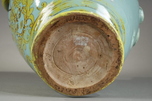 Céramiques, Porcelaines  - Chevrette d'apothicairerie, Savone fin 17e siècle