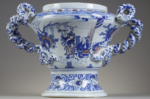 Pot pourri en faïence de Nevers 17e siècle - Céramiques, Porcelaines Style 
