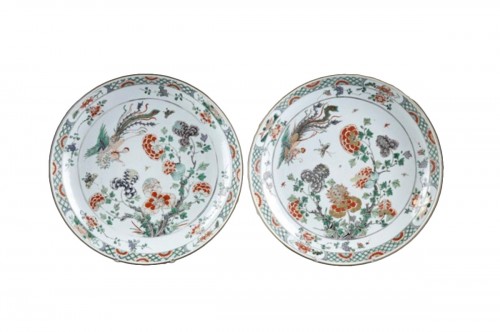 Large pair of Famille verte dishes, China Kangxi 1662 - 1722