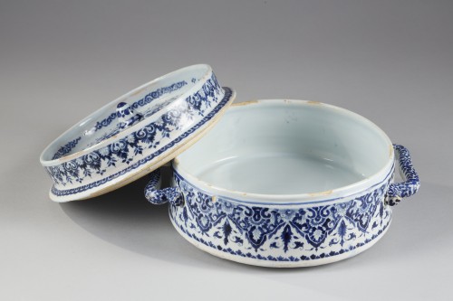Porcelain & Faience  - Rouen  Faience cooler First third of  18eme century