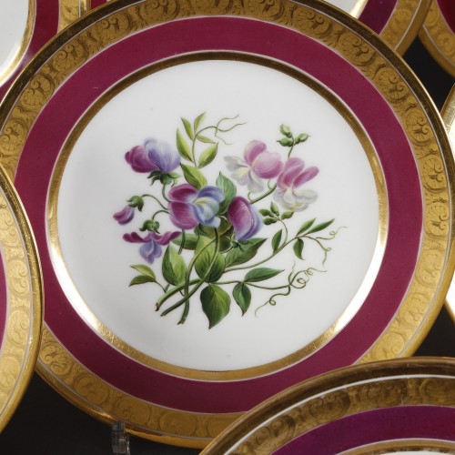 Céramiques, Porcelaines  - Schoelcher suite de 14 assiettes à décor botanique vers 1810-1820