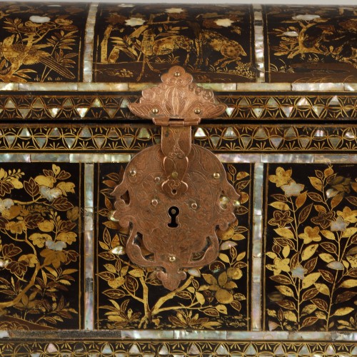 Grand coffret Namban Japon pour le Portugal, période Momoyama 1573-1603 - Galerie Théorème