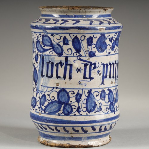 Céramiques, Porcelaines  - Deux larges Albarelli d’apothicaire, Faenza début du XVIe siècle