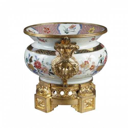 Chine pot monté période Yougzhen XVIIIe