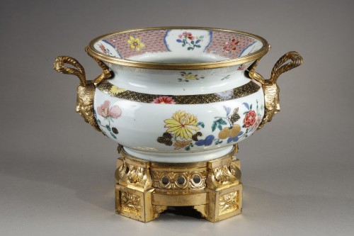 XVIIIe siècle - Chine pot monté période Yougzhen XVIIIe