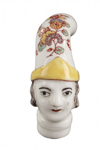 Rare cane knob with Kakiemon decoration, Saint-Cloud 18th century