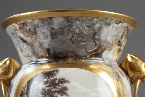 Dagoty vase in imitation marble and grisaille scene, Empire period - 
