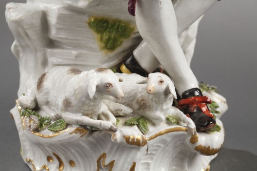 Figurine de chasseur en porcelaine de Meissen XVIIIe siècle - 