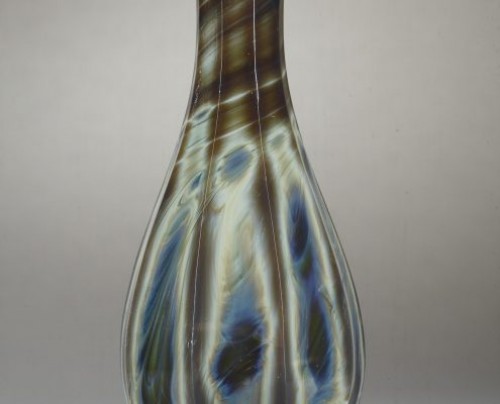 Vase en lythialine, Boheme première moitié XIXe siècle - Verrerie, Cristallerie Style 