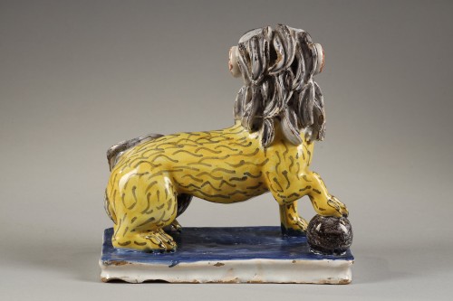 Rouen earthenware Phô dog with lion body 18th century - 