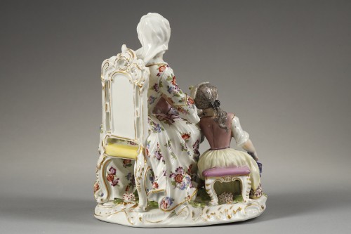 Meissen nurse group 18th century - Porcelain & Faience Style 