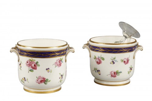 Pair of  Sèvressoft paste porcelain coolers circa 1793