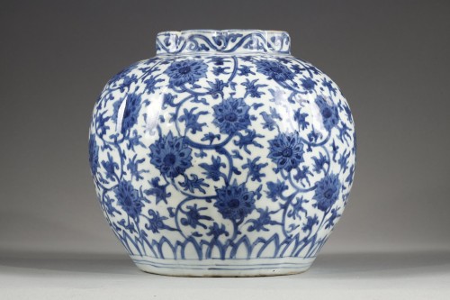 Vase côtes de melon Chine période WANLI 1573-1619 - Galerie Théorème