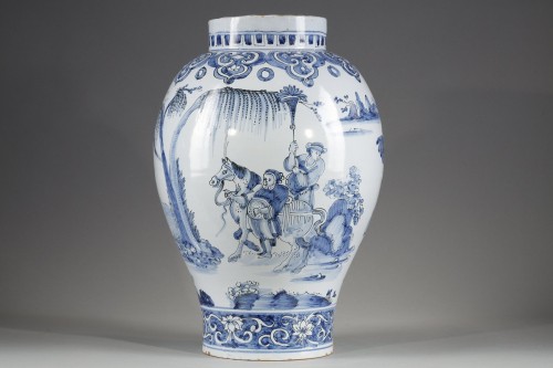 Large vase Nevers second half of the 17th century - Louis XIV