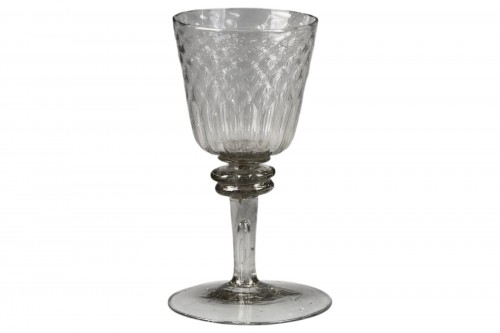 Double-rimmed glass, first half 18th century