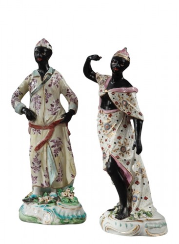 Pair of “Bons sauvages” Derby figurines from the second half of the 18th ce