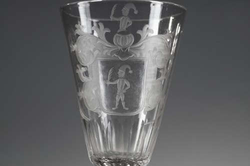 Large German Armorial Glass, 18th Century - Glass & Crystal Style 