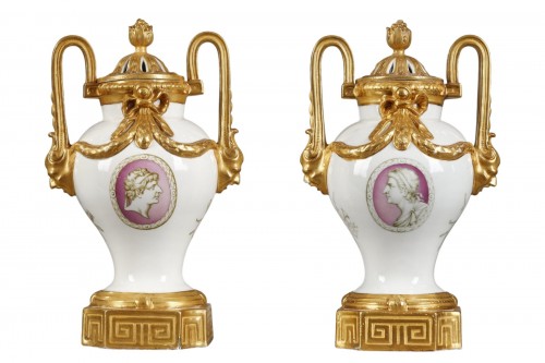 Pair of Meissen porcelain potpourri vases, circa 1770.