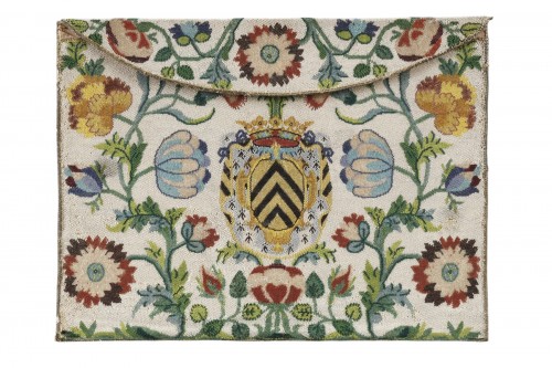 Exceptional “glass sablé” purse bearing the arms of the Lévis?Mirepoix fami