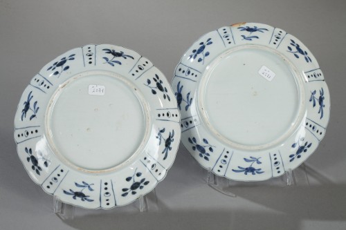 Cinq coupelles en porcelaine du Japon, deuxième moitié du 17e siècle - Céramiques, Porcelaines Style 