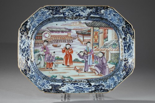 XVIIIe siècle - Plat rectangulaire en porcelaine de Chine - Période Qianlong (1736 - 1795)