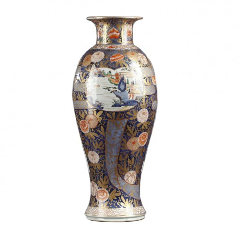 Grand vase en porcelaine du Japon Seconde moitié du XVIIe siècle