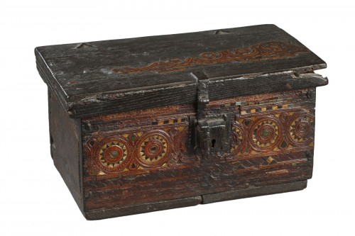 AL-ANDALUS – ESPAGNE : Very rare wooden box. 15th century.