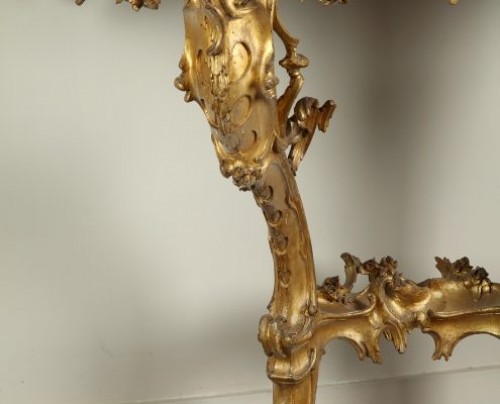 Console vénitienne en bois modèle rocaille circa 1750 - Galerie Théorème