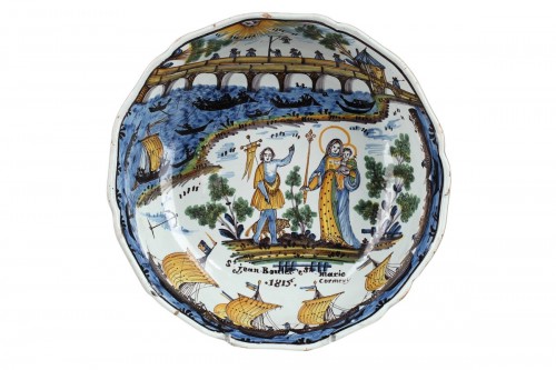 Nevers Faïence bowl decorated with the Loire bridge. Circa 1815