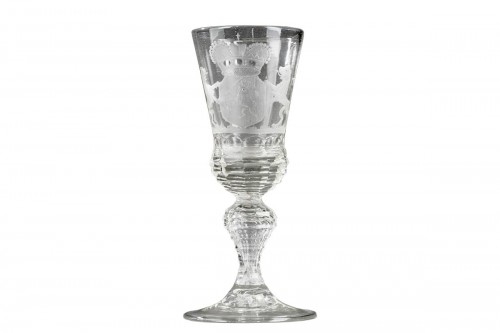 Grand verre à pied facetté 18e siècle Pays-Bas  Circa 1725 - 1750