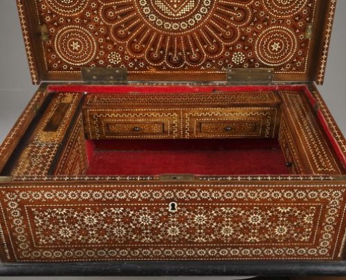 Spain, Granada - Wood Casket Mudejar Art circa 1500 - 