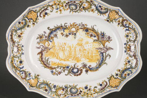 Manufacture de J. Fauchier, Marseille - Grand plat ovale vers 1750 - 1760 - Céramiques, Porcelaines Style Louis XV