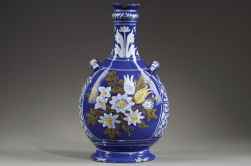 Céramiques, Porcelaines  - Gourde en faïence de nevers à fond bleu persan 17e siècle vers 1650 - 1660