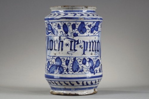 Porcelain & Faience  - Large apothicary Albarello Faenza Early 16th century