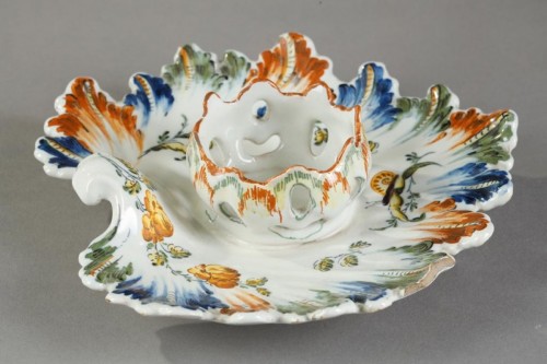 Porcelain & Faience  - Mancerina, Alcora 18th century