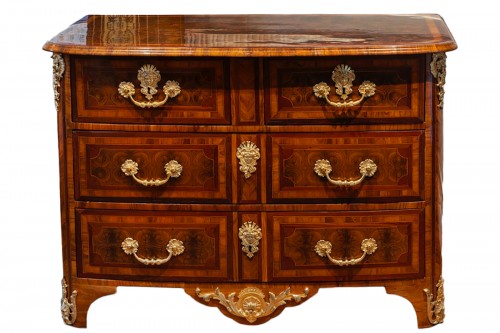 Commode par Pierre Hache