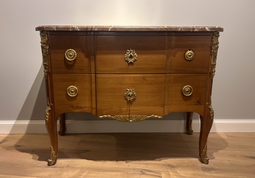 Commode par Simon Oeben - Mobilier Style 