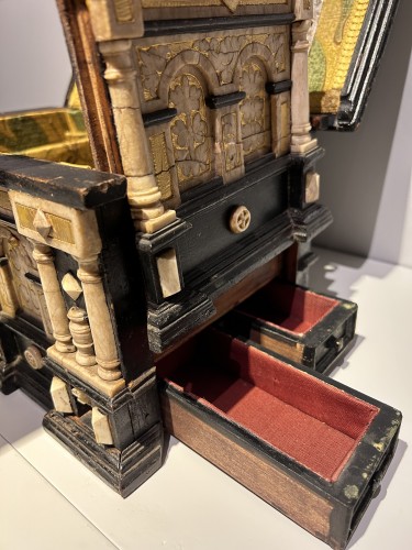 Objets de Vitrine Coffret & Nécessaire - Coffret de Malines fin XVIe