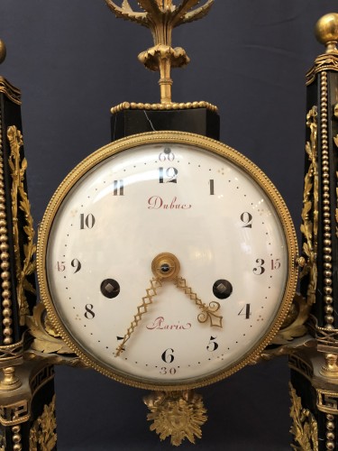 Pendule portique Louis XVI - Horlogerie Style 