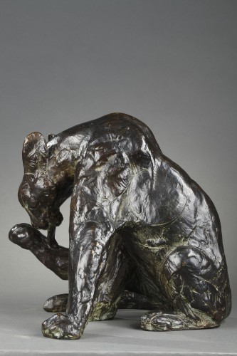 Art Déco - Panther licking its paw - Thierry Van Ryswyck (1911-1958)