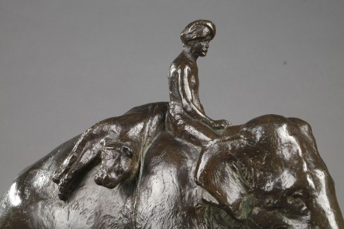 Sculpture  - Return from the Hunt - Roger Godchaux (1878-1958)
