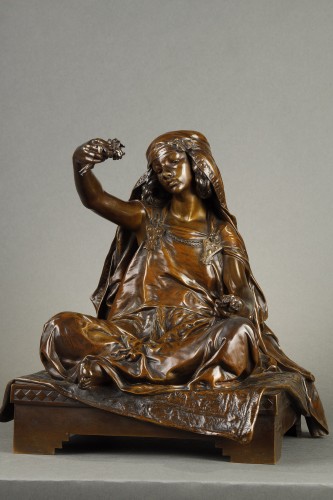 Sculpture Sculpture en Bronze - Jeune fille de Bou-Saada - Louis-Ernest BARRIAS (1841-1905)