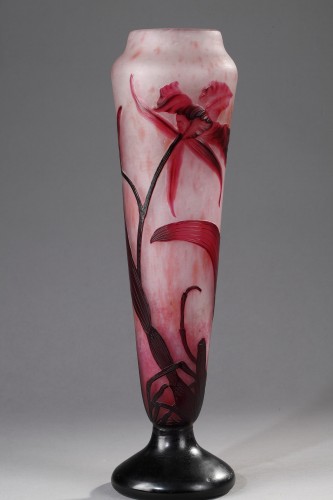 Vase fuseau aux Cattleyas - Daum - Verrerie, Cristallerie Style Art Déco
